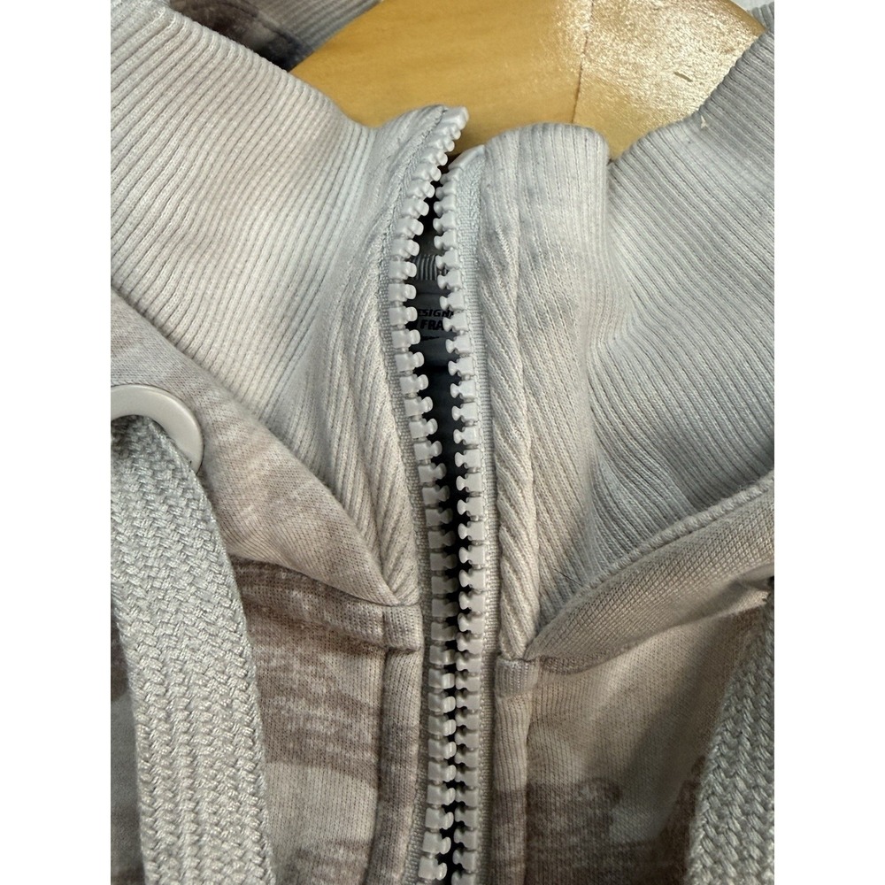 Women's Size Medium Athleta Jacket Tan Camo Hooded Zip up - Picture 6 of 9